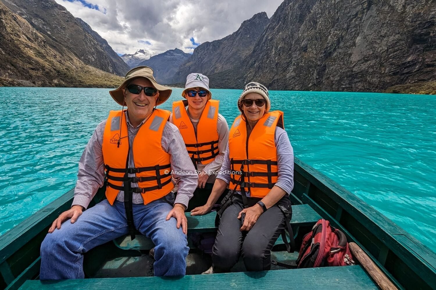 American family on a private tour to Llanganuco Lagoon 2