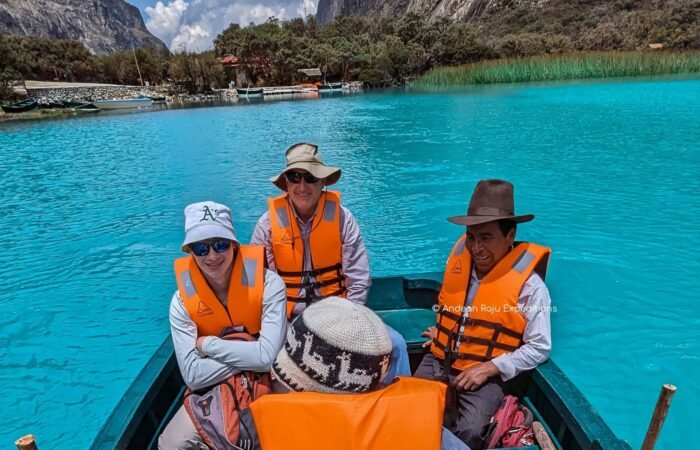 American family on a private tour to Llanganuco Lagoon