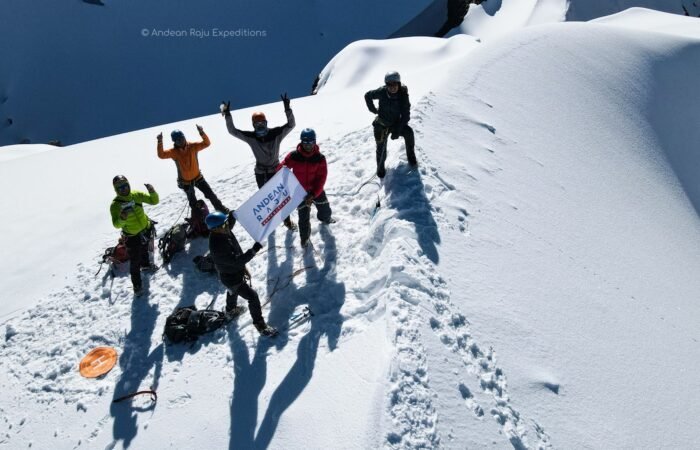 Andean Raju Expeditions on the top of Nevado Mateo