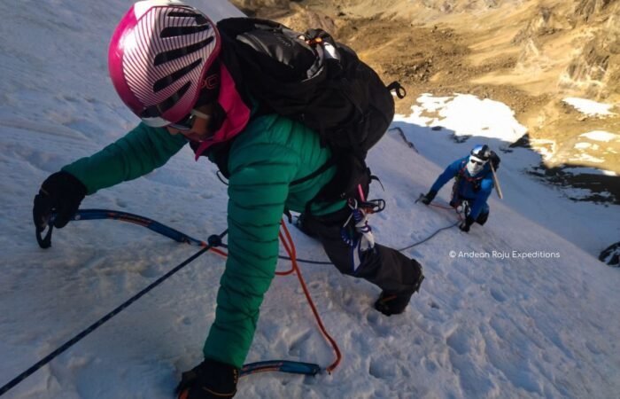 Carmen and Javier from Spain are climbing Nevado Huarapasca