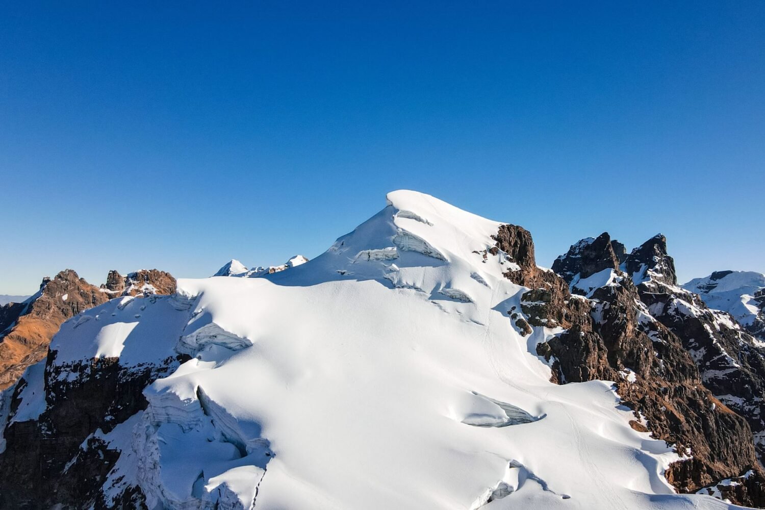 Huarapasca Mountain