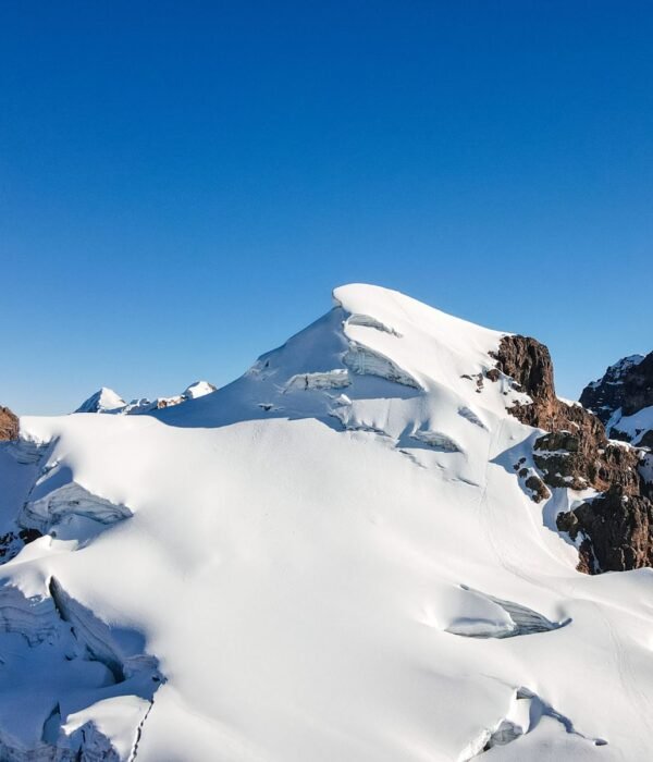 Huarapasca Mountain