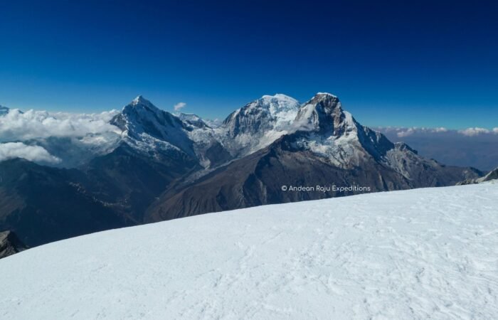 Huascaran and Chopicalqui Mountain View