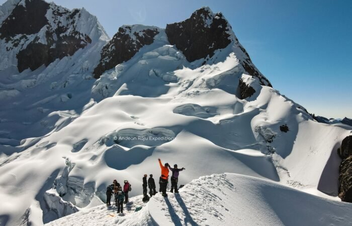 Our clients on the top of Nevado Mateo