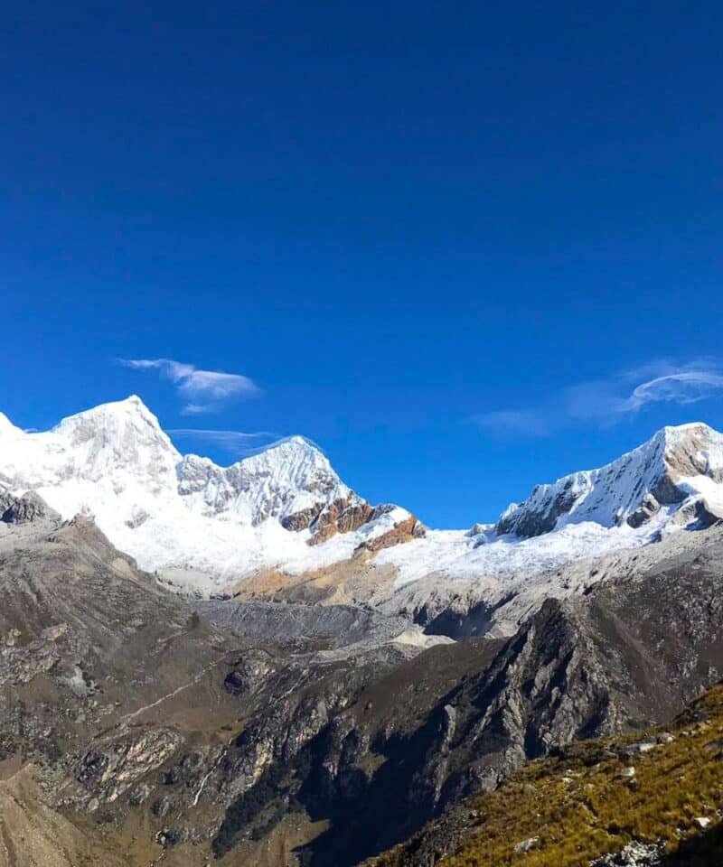 Panoramik Hike To Laguna 69