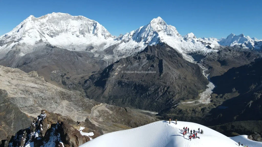View of Huascarán's twin summits from the top of Nevado Mateo, 5,150 m, Cordillera Blanca